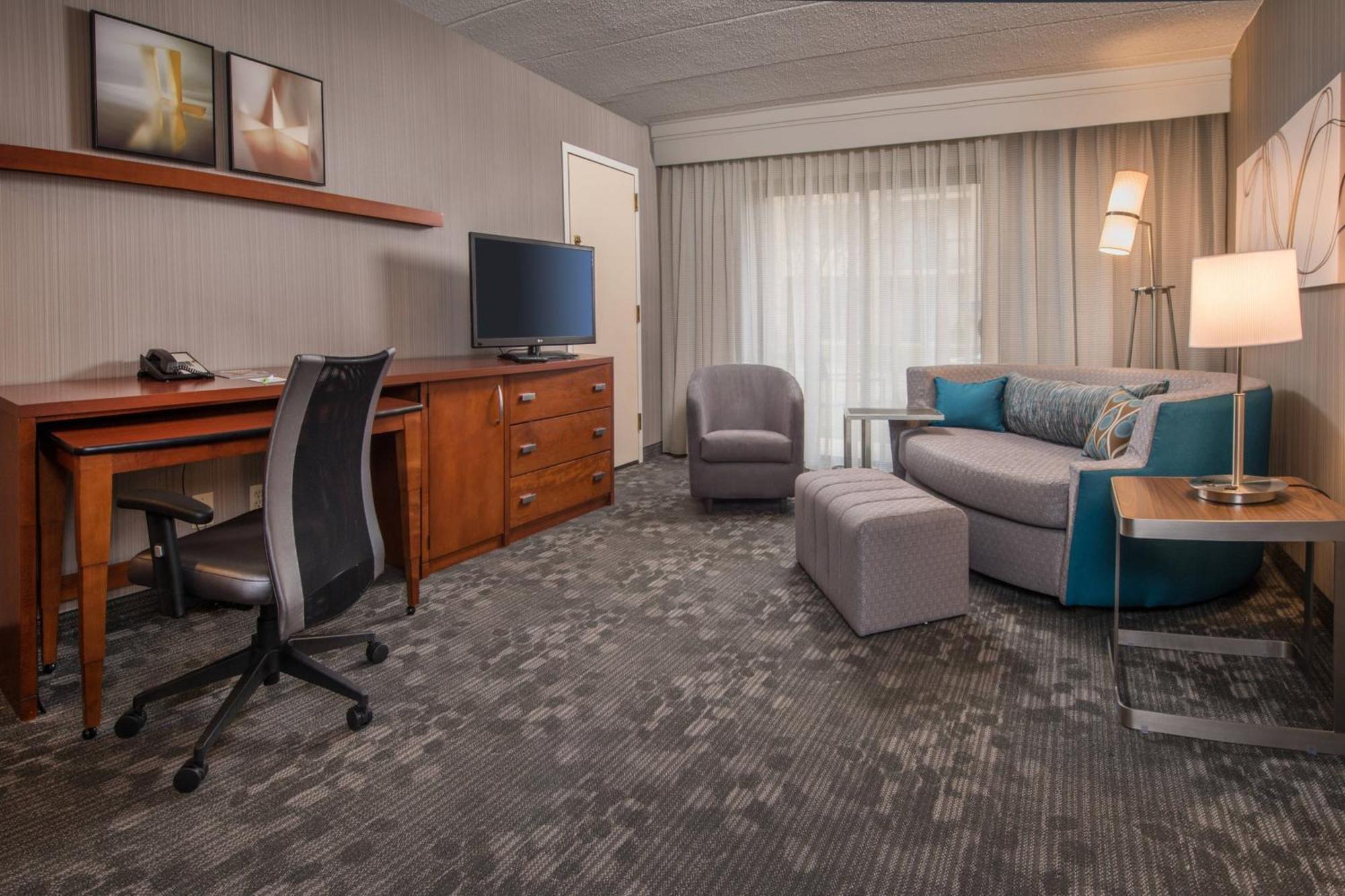Courtyard By Marriott Fairfax Fair Oaks Hotell Eksteriør bilde
